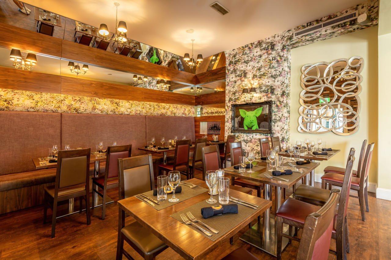 The Inn Hotel Bar And Restaurant Saint Helier Eksteriør billede